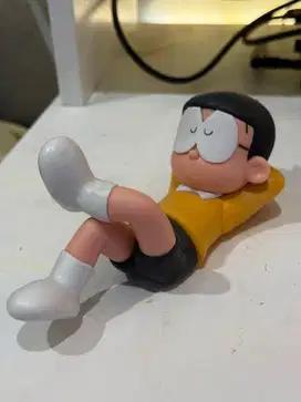 Action figure Nobita Tidur 23Cm