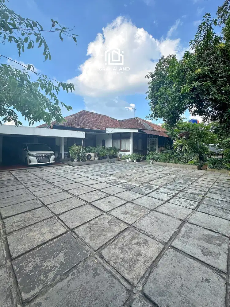 RUMAH MURAH HITUNG TANAH DI KEMANG JAKARTA SELATAN