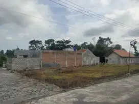 SHM Pekarangan Siap AJB, Tanah Dekat Kampus UII Jalan Kaliurang