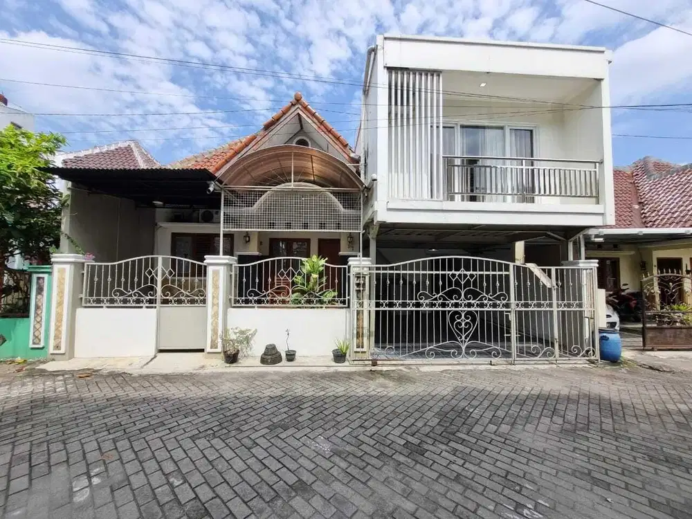 Rumah Bagus Dalam Perum Di jl. Kaliurang km 6 Dekat UGM, Pakuwon Mall