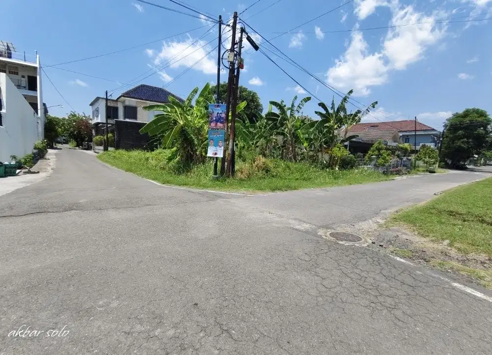 Tanah dijual kampus ums