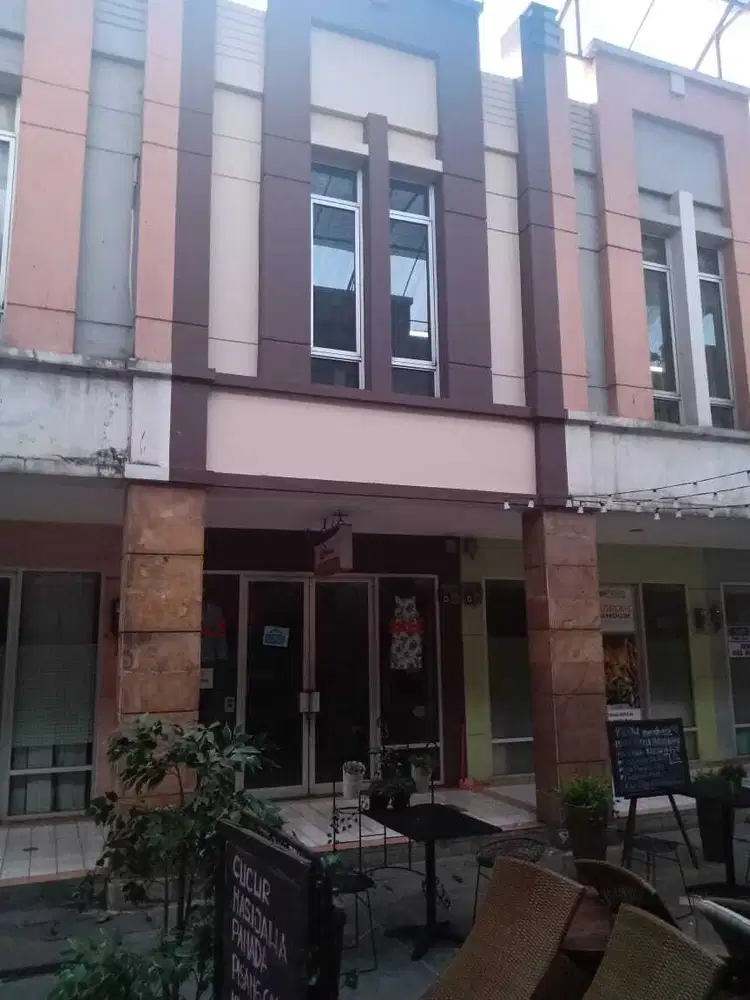 Ruko  murah di Bintaro Trade Center sektor 7 Bintaro