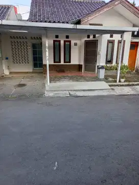 Disewakan Rumah Palem Permai Bandung (Khusus Muslim)
