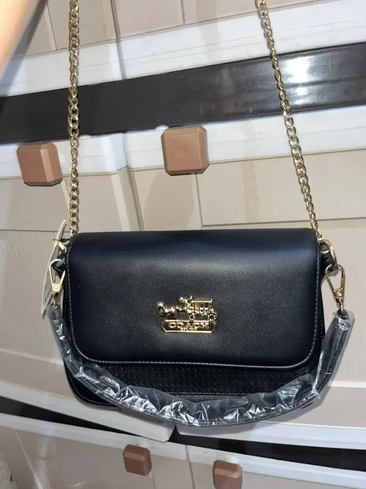Dijual cepat tas coach kw masih segel