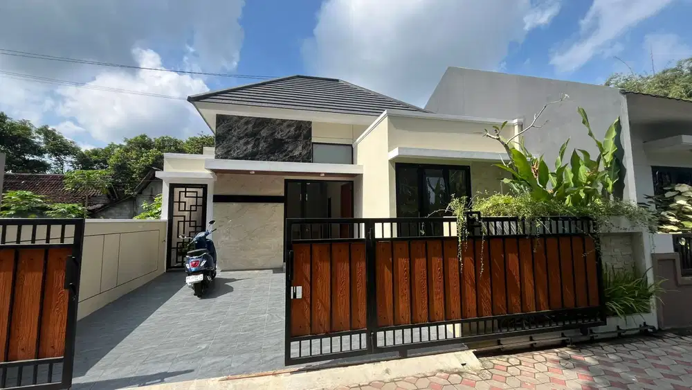 RUMAH SIAP HUNI STRATEGIS DI SLEMAN DEKAT KE MALL SCH