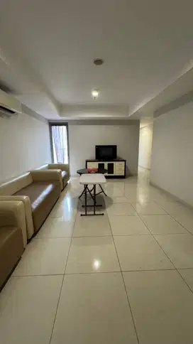 Disewa Cepat Apartemen 2 BR semi furnished The Mansion