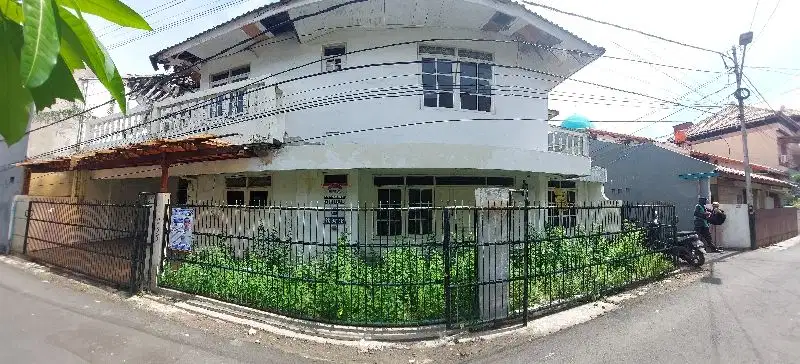 Rumah tua hitung tanah di tebet timur
