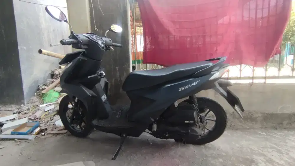 Dijual Cepat – Honda Beat Deluxe 2023 CBS ISS 110cc