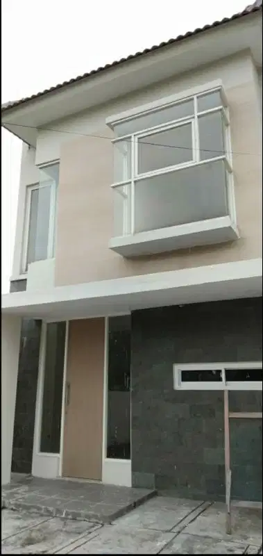 Rumah baru di Rungkut Barata