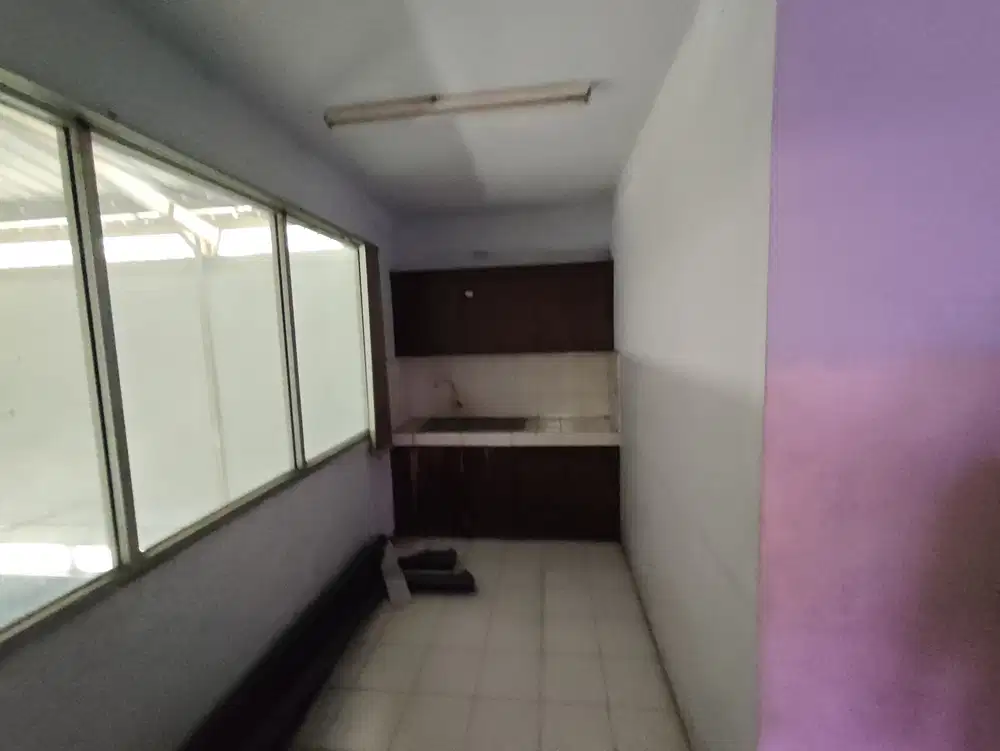 Gudang SHM Ada Mess di Cipondoh Tangerang