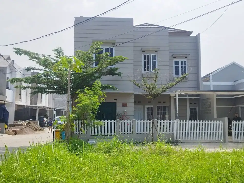 Rumah Cantik di Komplek Kiara asri , soekarno hatta