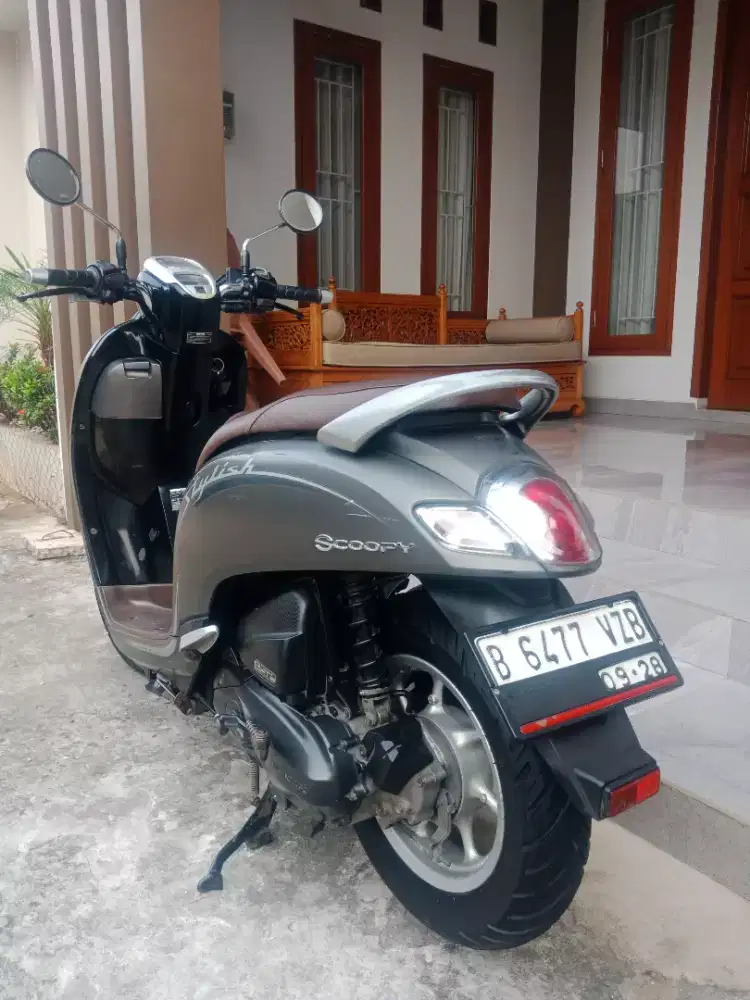 HONDA SCOOPY STYLISH CBS ISS PAJAK BARU BAYAR FULL ORI