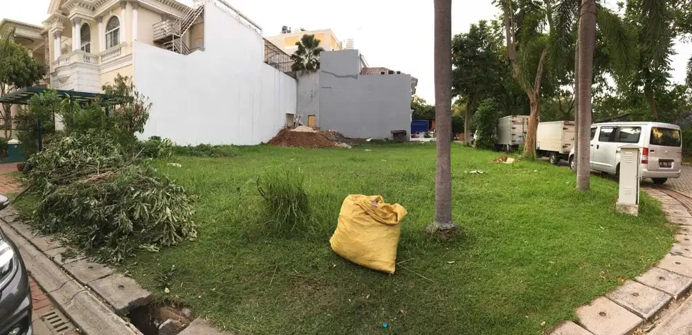 TANAH HOOK DI CLUSTER VENICE MEDITERANIA PIK JAKARTA UTARA