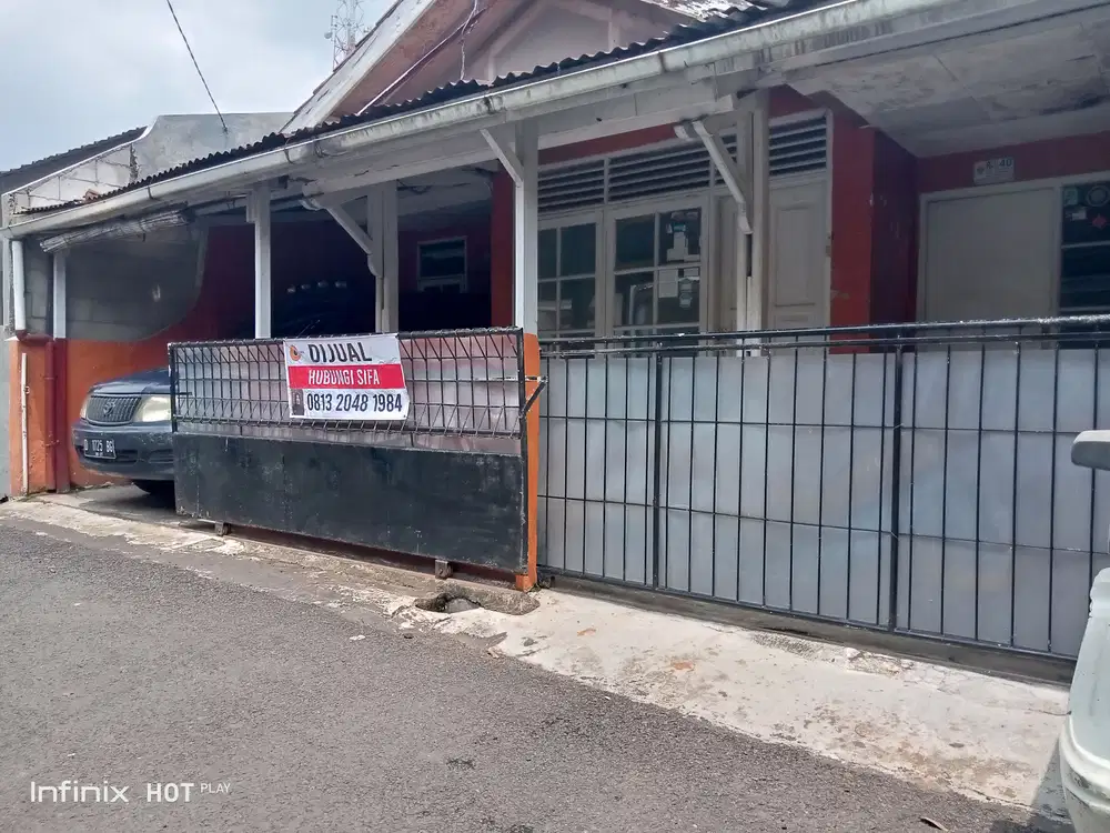 Dijual rumah lama di komplek Cinambo harga 590  juta Nego