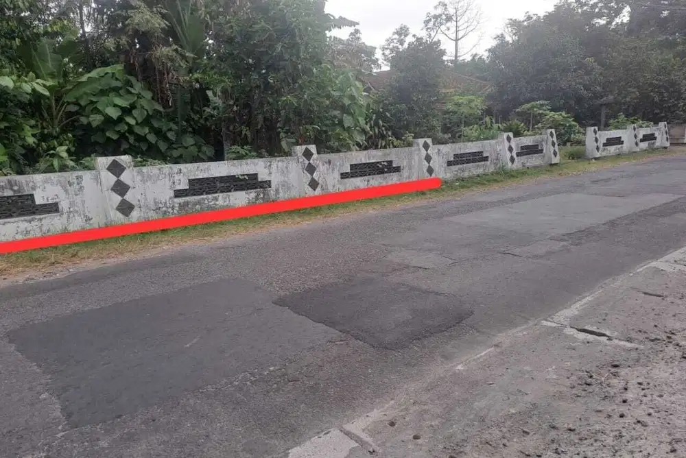 Tanah Bagus di  jalan utama  Dekat LPMP Kalasan