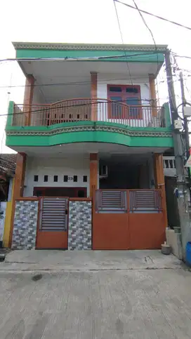 Dijual rumah minimalis 2 lantai siap huni