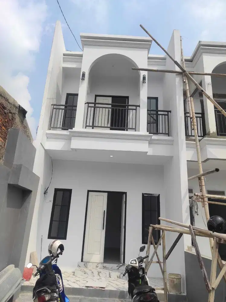 Dijual rumah modern classic dekat Mall Pd. gede Jakarta Timur