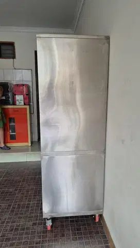 Dijual Gerobak stainless 304 ukuran 180 x 60 x (T) 200,