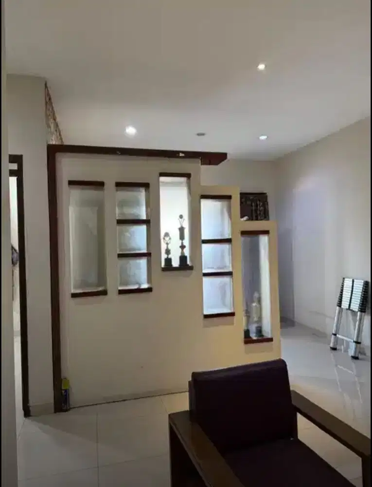 Dijual Rumah Bagus Terawat Singgasana Pradana