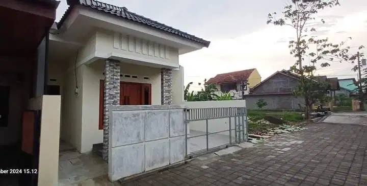 DIJUAL RUMAH BARU DI SAMPANGAN BATURETNO BANTUL