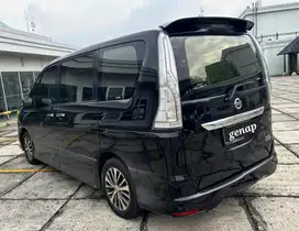 Nissan Serena HWS 2.0 AT 2015 UM 5.9 jt only