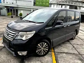 Nissan Serena HWS 2.0 AT 2015 UM 5.9 jt only