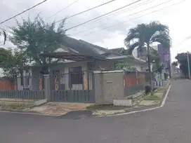 Dijual Cepat Rumah Tengah Kota Daerah Dinoyo Kota Malang