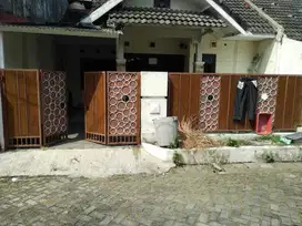 Rumah Minimalis Cantik Dekat UII Ekonomi Yogyakarta RSH 054