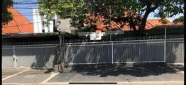 Dijual cepat rumah usaha dan kantor ke raya Diponegoro kec. Darmo