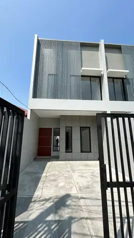 dijual 2 rumah modern minimalis  siap huni meruya utara