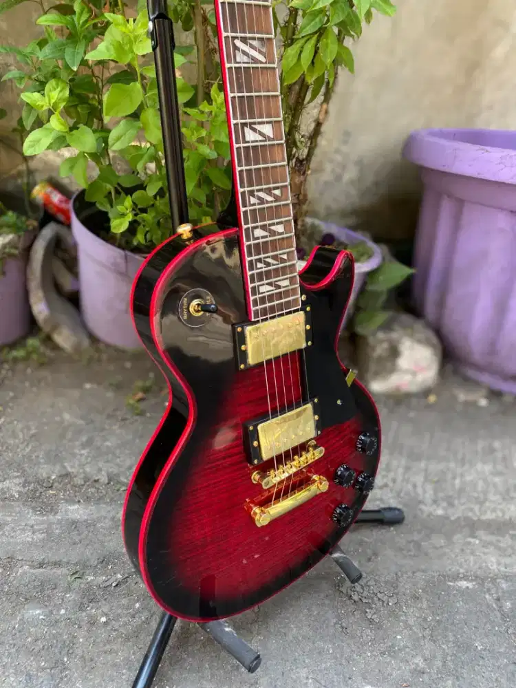 Gitar gibson lespaul custom