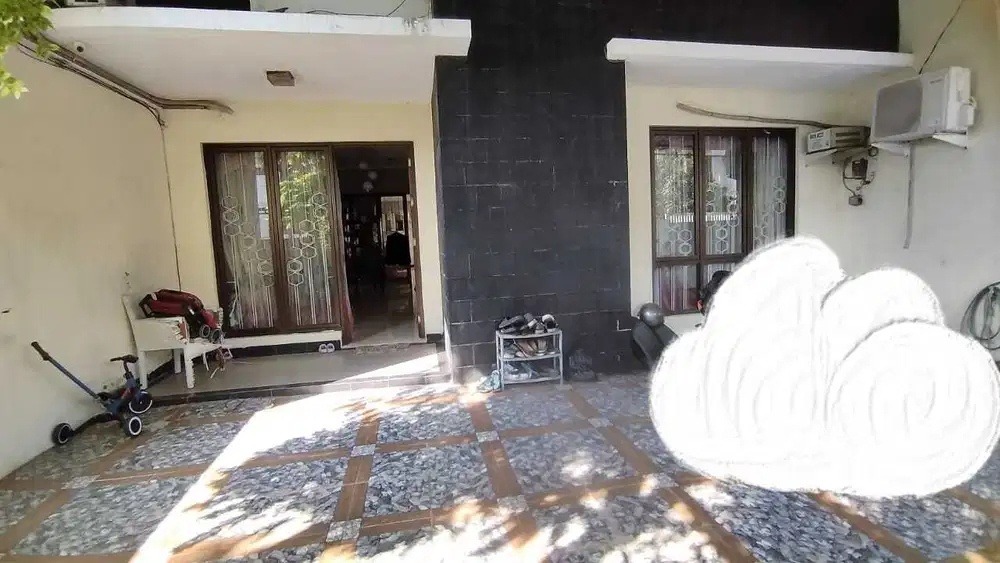 Rumah Cantik di Cluster Aralia Harapan Indah