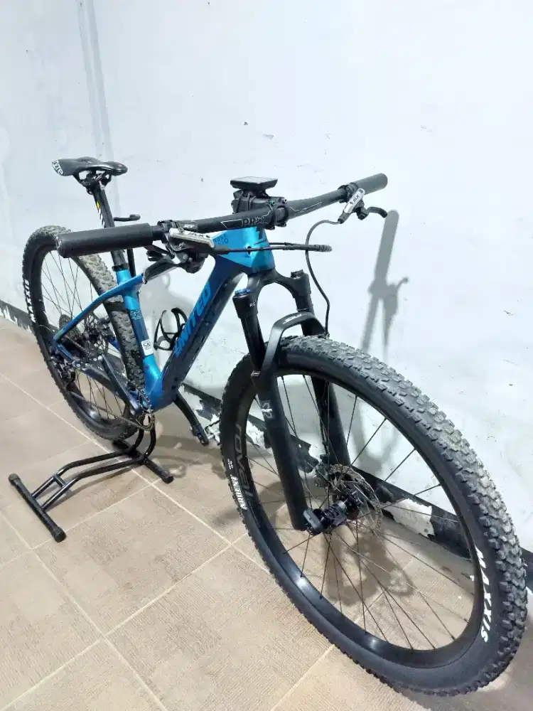 UNITED KYROSS 1.10 MTB XC 29ER FULL CARBON