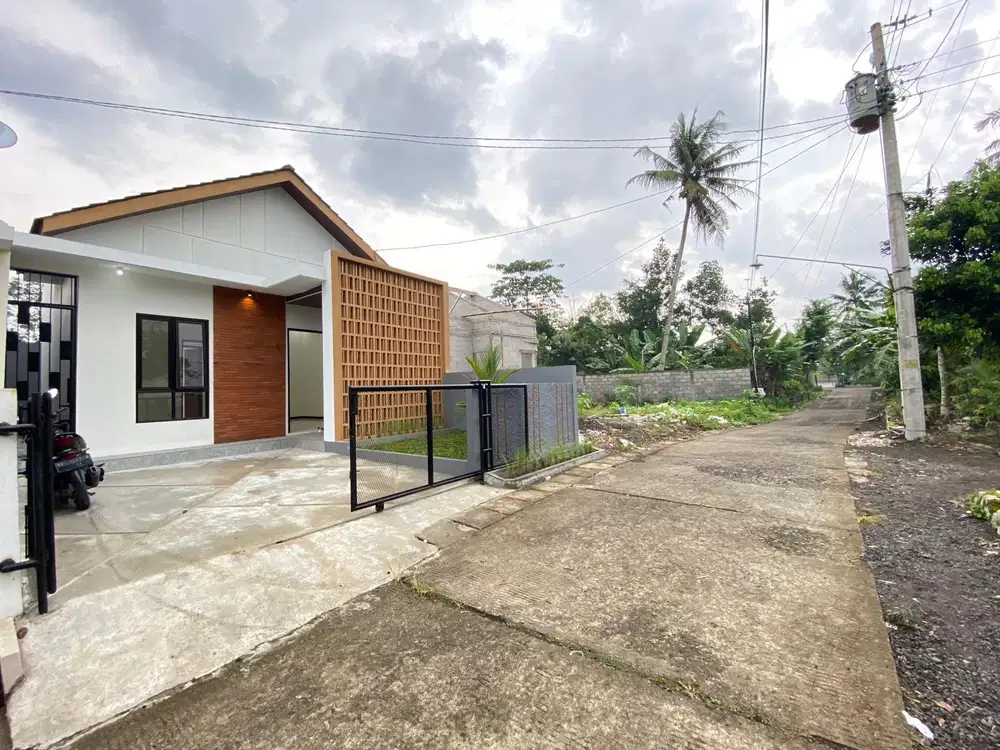 Jangan Lewatkan! Rumah 130 m² di Sleman - Carport, 3 Kamar, dekat UII!