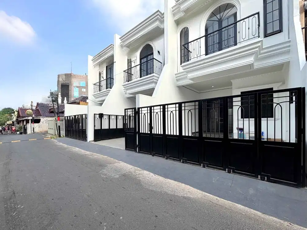 Dijual rumah brand new di Cawang Otista