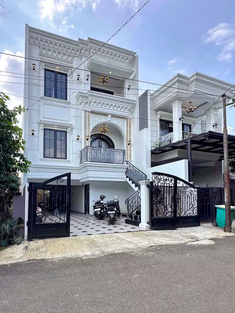 RUMAH BARU MEWAH DALAM KOMPLEK DI JAGAKARSA