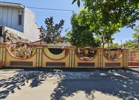 Rumah luas colomadu solo