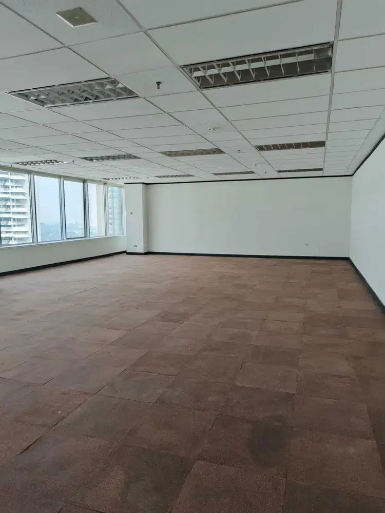 DiSewakan Ruang Kantor Jalan Sudirman dekat MRT dan TJ