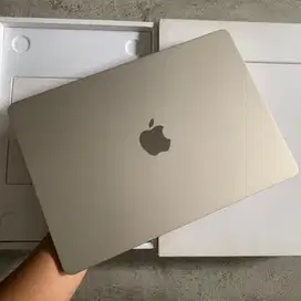 [GARANSI RESMI] MACBOOK AIR M3 8/256GB - Starlight