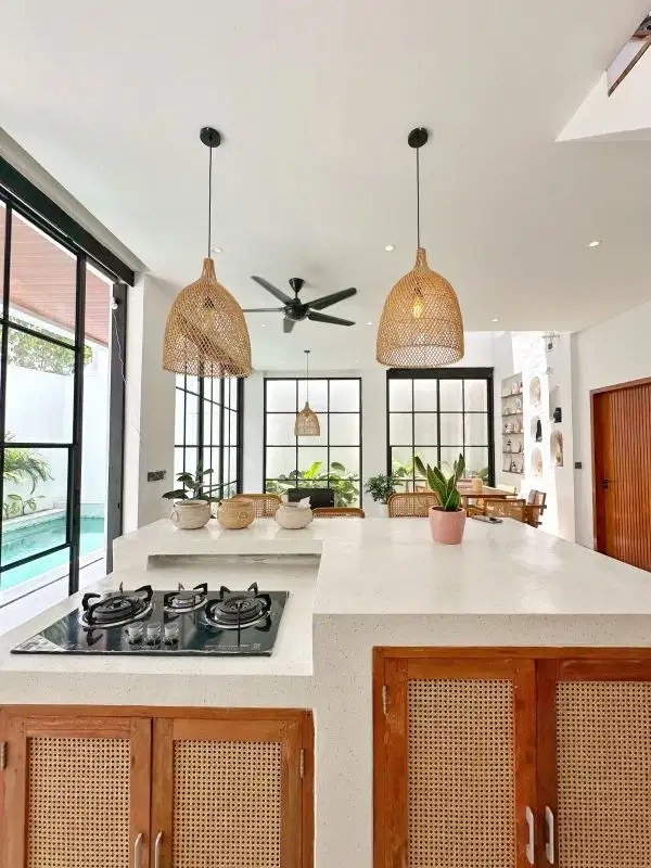 villa baru di area pererenan  bagus furnish