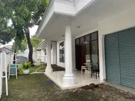 Disewakan Rumah Area Kemang