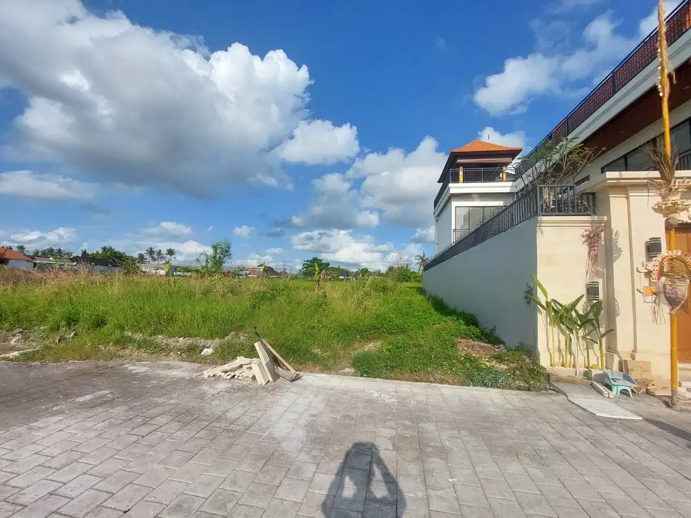 Dijual - Tanah 180m² Lingkungan Villa Dekat Pantai Kedungu Tabanan