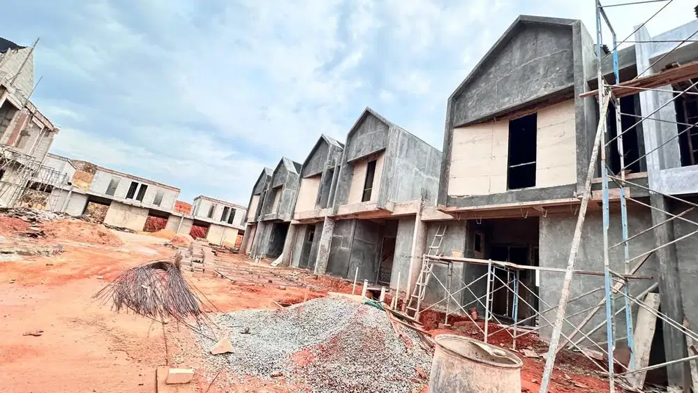 Take over rumah Central Hills cluster autumn hills