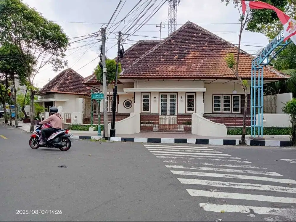 Jual Rumah model Belanda di kota Yogyakarta