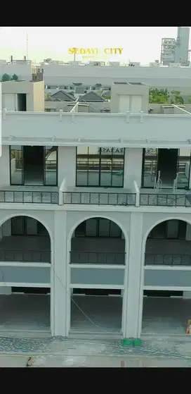 RUKO KOMERSIAL BOULEVARD KELAPA GADING LOKASI SANGAT STRATEGIS