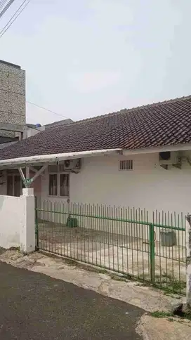Dijual rumah di Ampera