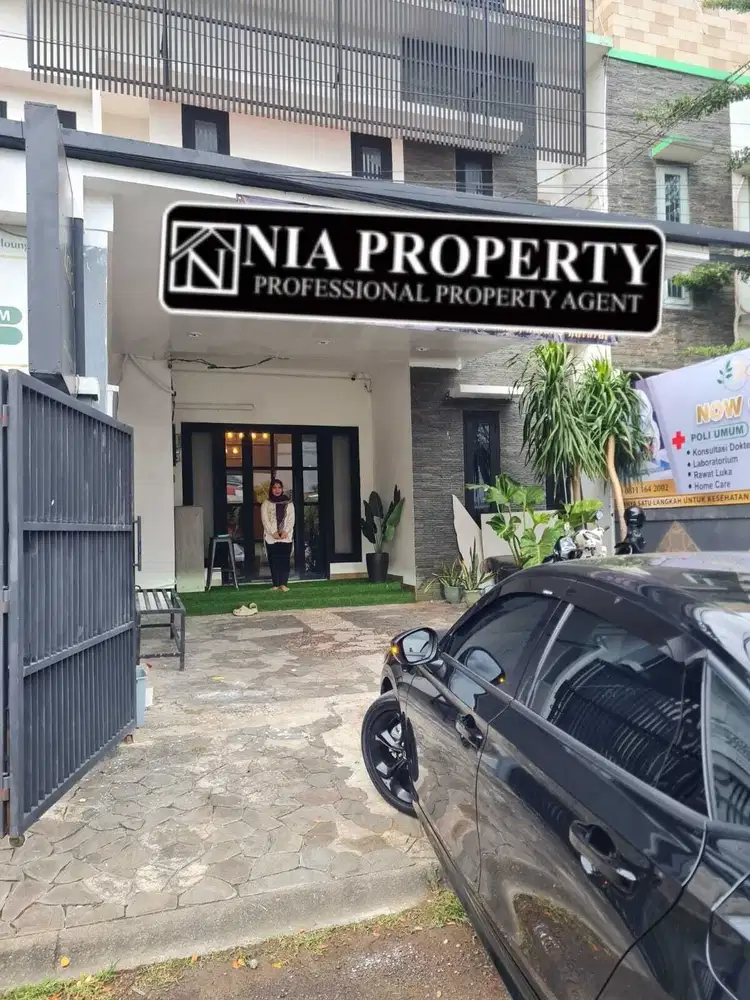 Dijual Rumah Boulevard Cocok Untuk Usaha di Cibubur Country