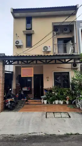Rumah 2 Lantai di Taman Hijau Lippo Cikarang Bekasi