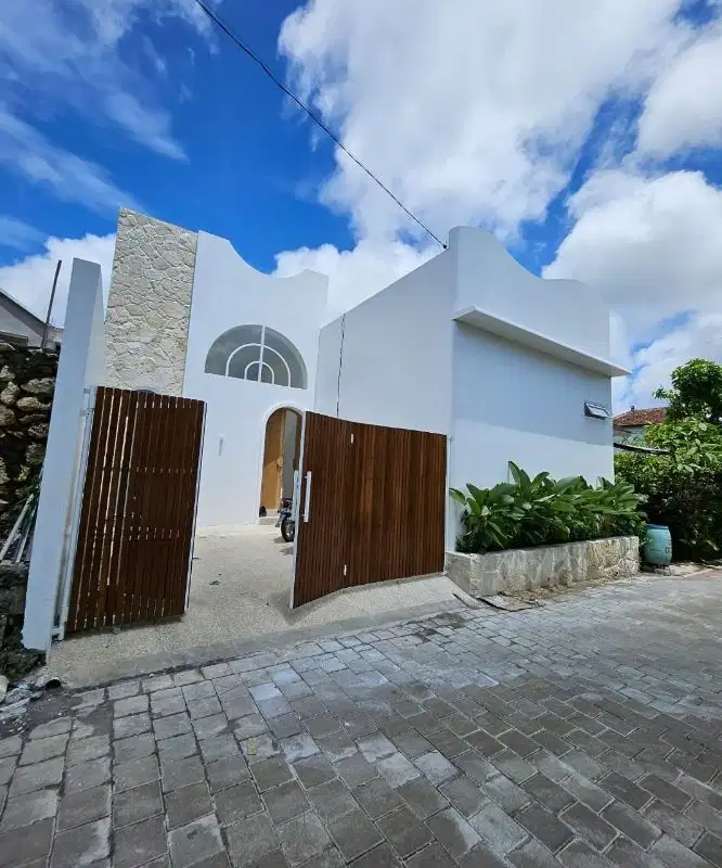 Jual villa Baru ready style Mediterania di Ungasan Bali