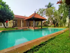 Disewakan Rumah Area Kemang Barat